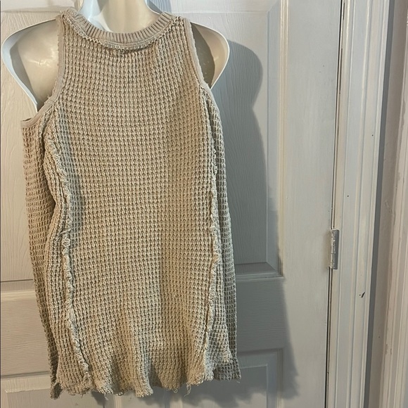 Elan Off-Shoulder Knit Sweater in Cream - Picture 5 of 8